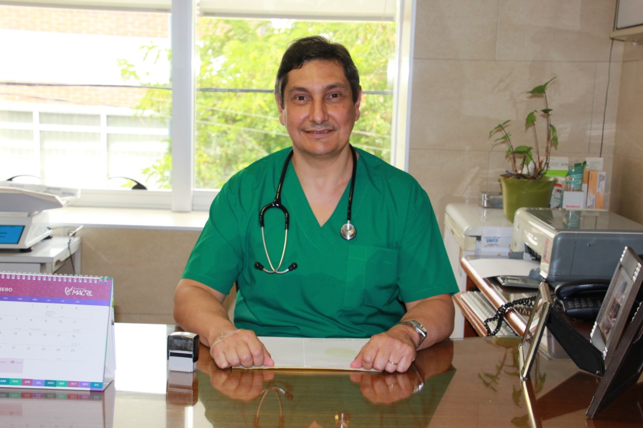 Dr. Carlos Malaccia